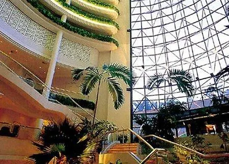 Sheraton Voyager Resort & Spa